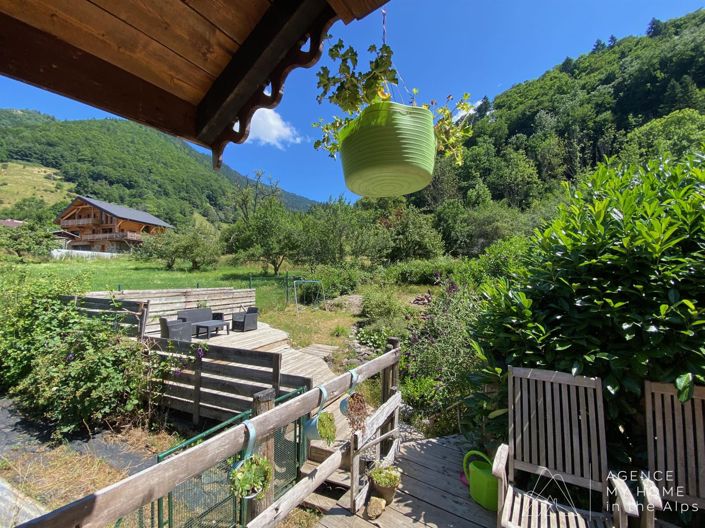 Image No.20-6 Bed House for sale