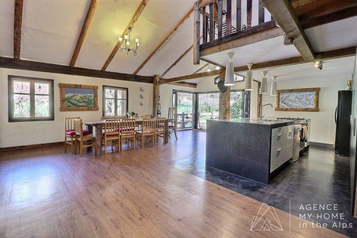 Image No.7-6 Bed House for sale