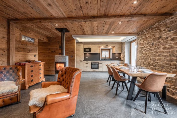 Image No.14-3 Bed Property for sale