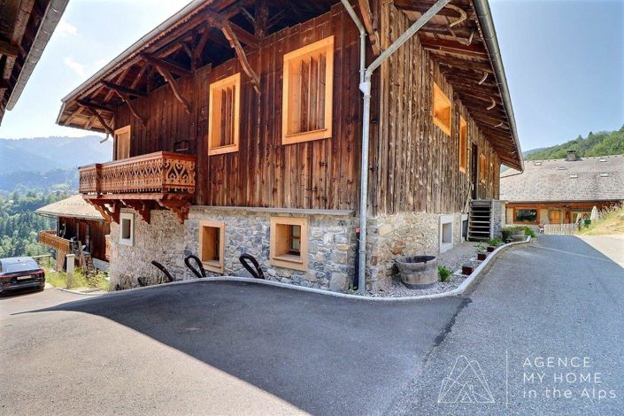 Image No.23-3 Bed Property for sale