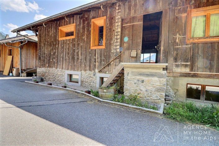 Image No.7-3 Bed Property for sale