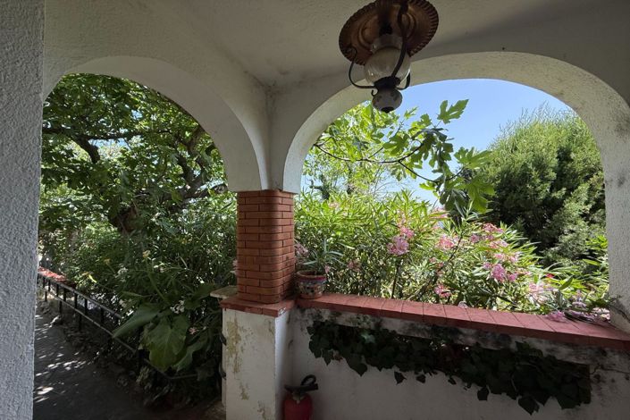 Image No.13-1 Bed House for sale