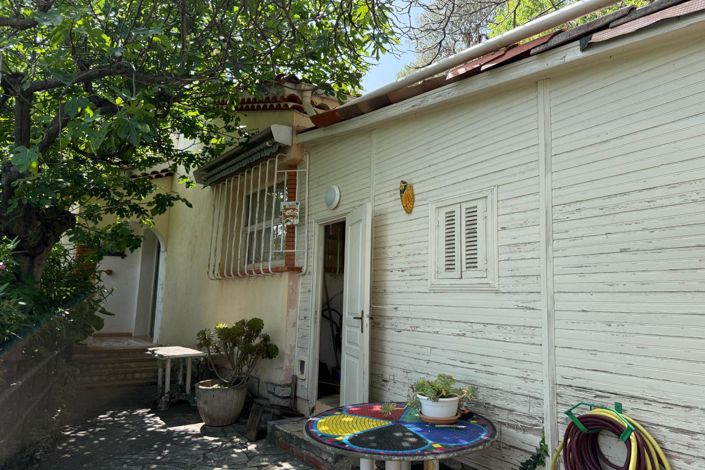 Image No.7-1 Bed House for sale