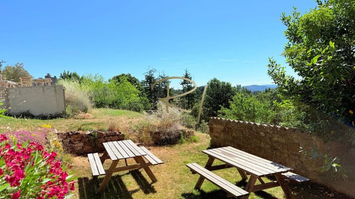 Image No.14-3 Bed House for sale