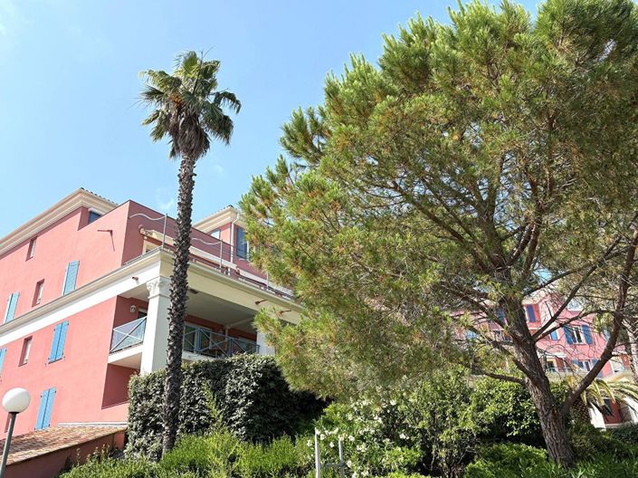 Image No.6-3 Bed Apartment for sale