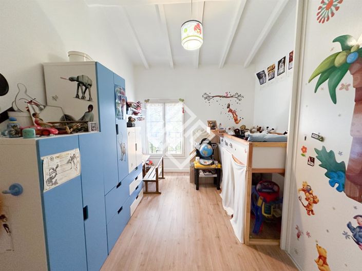 Image No.19-5 Bed House for sale