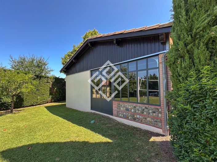 Image No.21-5 Bed House for sale