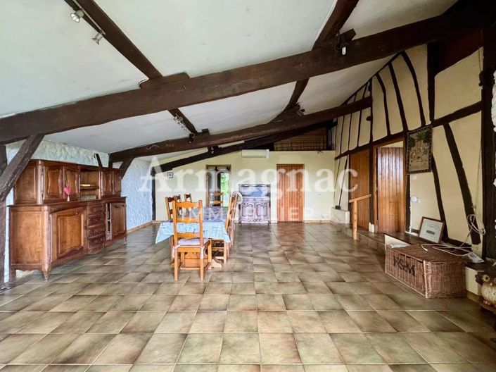 Image No.12-2 Bed House for sale