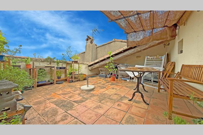Image No.1-3 Bed House for sale