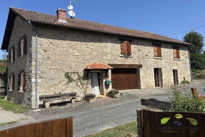 Image No.1-Maison de 5 chambres à vendre à Eymoutiers