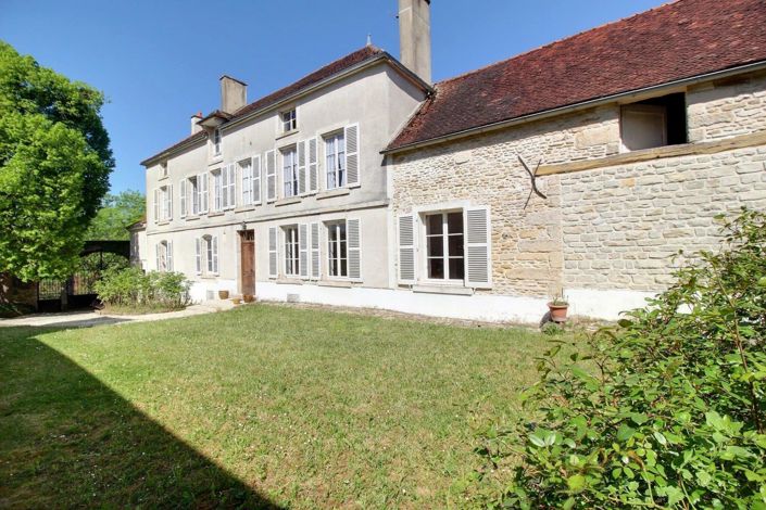 Image No.3-5 Bed House for sale