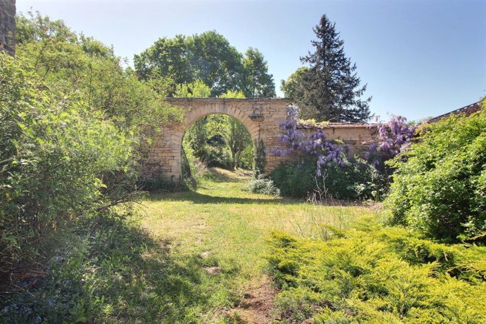 Image No.8-5 Bed House for sale