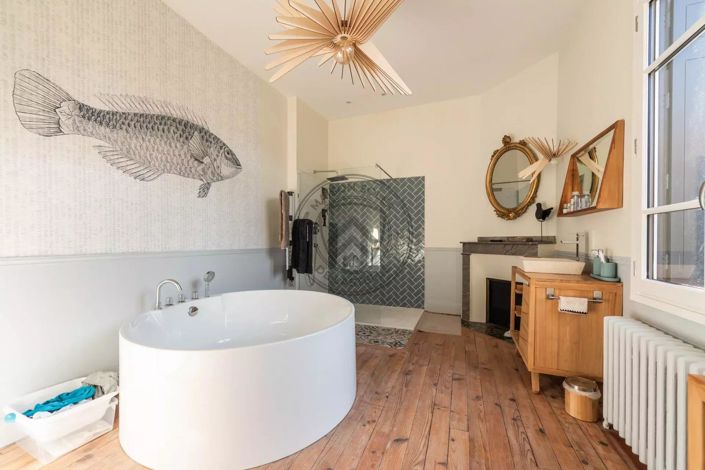 Image No.14-House for sale