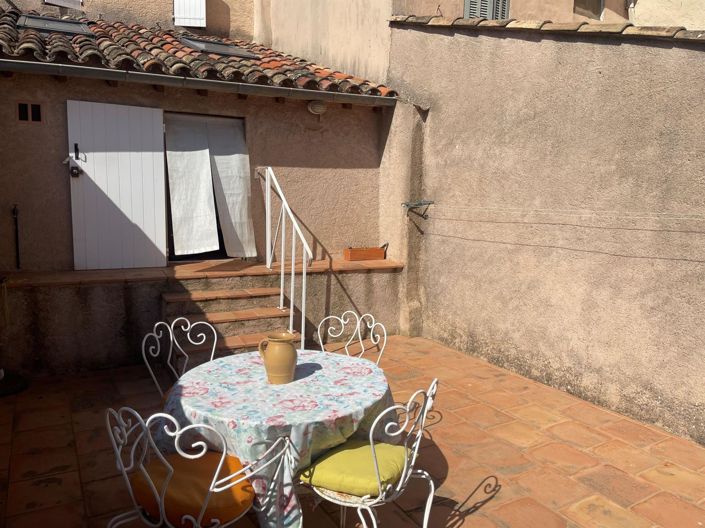 Image No.1-3 Bed House for sale