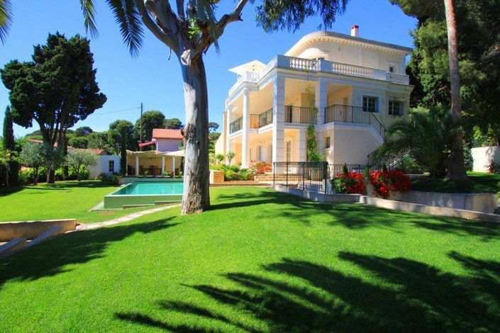 Image No.1-3 Bed House for sale