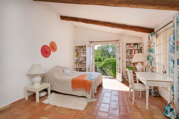 Image No.6-Maison de 6 chambres à vendre à Grimaud