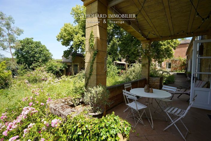 Image No.27-9 Bed Property for sale