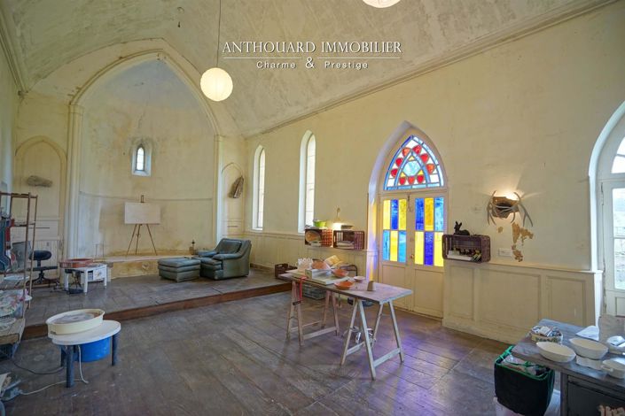 Image No.54-9 Bed Property for sale