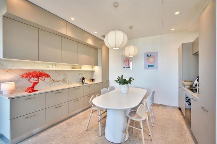 Image No.11-5 Bed House for sale