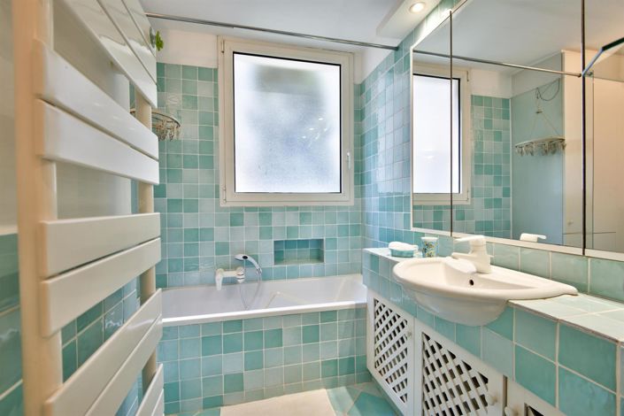 Image No.10-3 Bed Apartment for sale