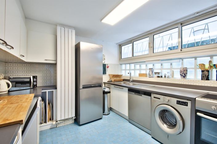 Image No.5-3 Bed Apartment for sale