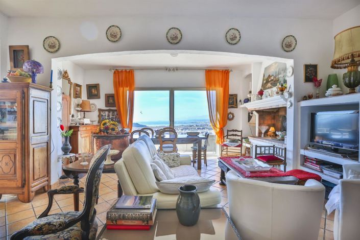 Image No.5-4 Bed House for sale