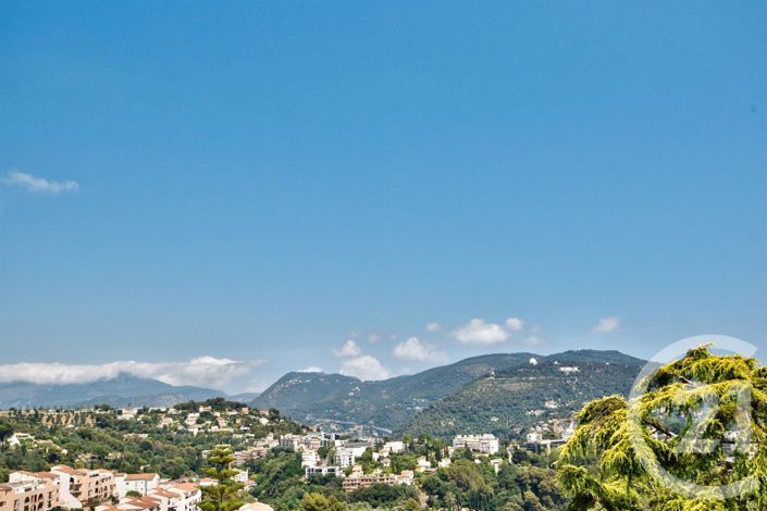 Image No.22-5 Bed House for sale