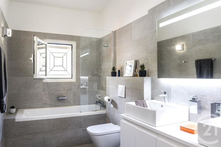 Image No.16-Maison de 4 chambres à vendre à Contes