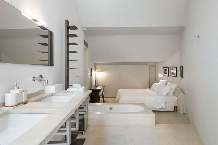 Image No.13-5 Bed House for sale