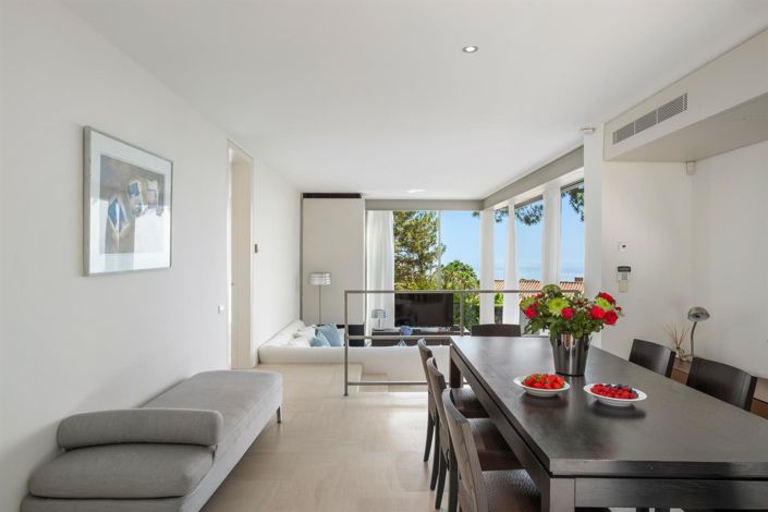 Image No.6-5 Bed House for sale