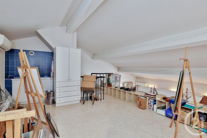 Image No.8-3 Bed Apartment for sale