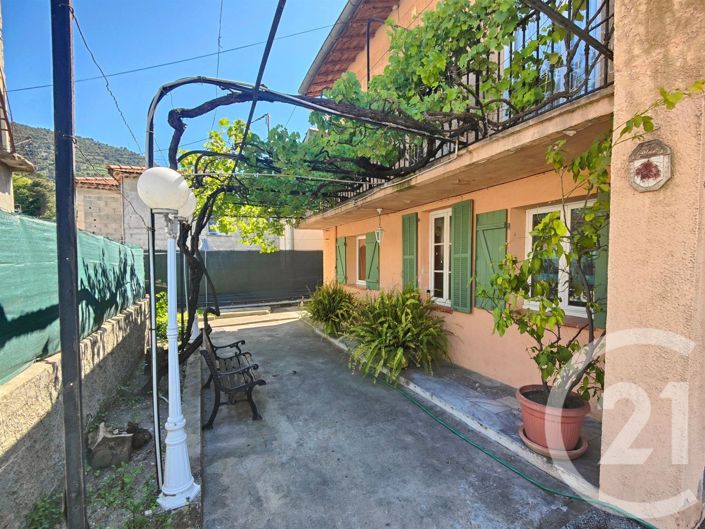 Image No.1-4 Bed House for sale