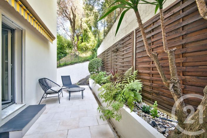 Image No.10-3 Bed Apartment for sale