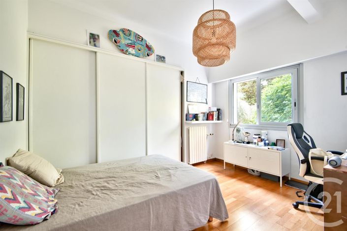 Image No.13-3 Bed Apartment for sale