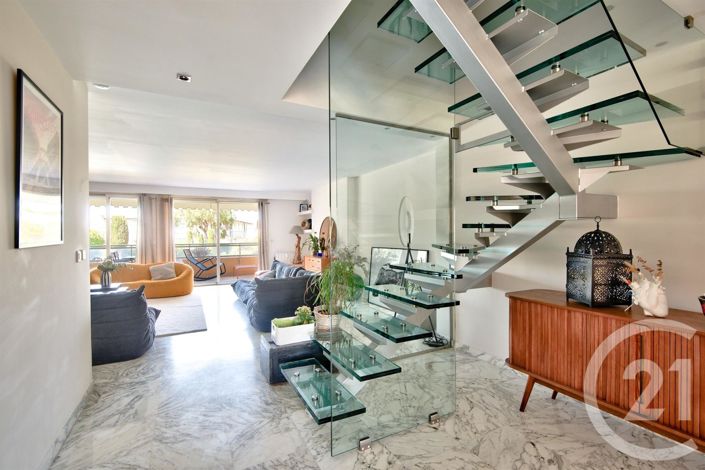 Image No.5-4 Bed Apartment for sale