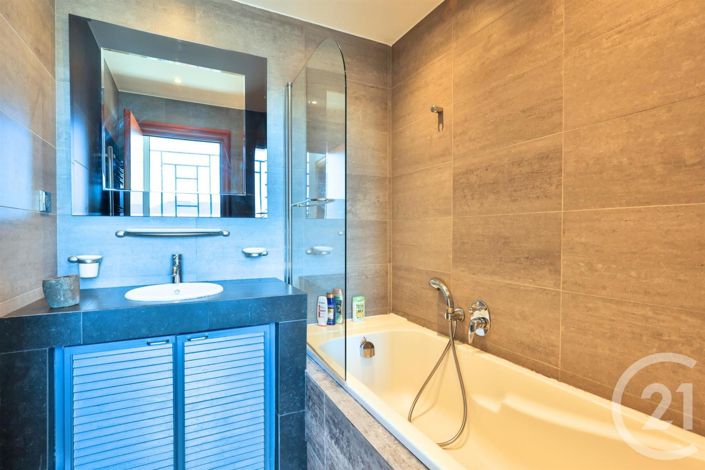 Image No.13-4 Bed House for sale