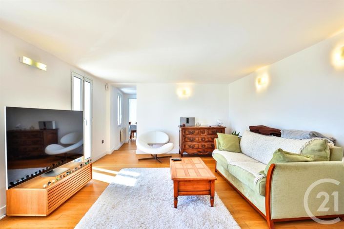 Image No.14-4 Bed House for sale