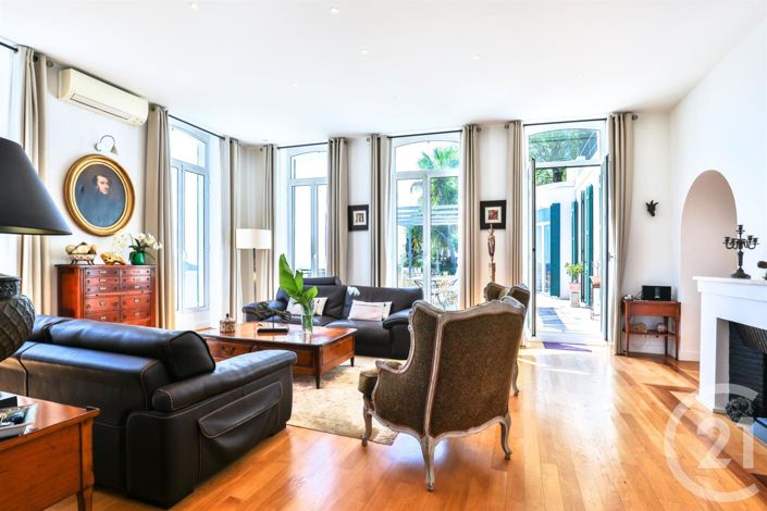 Image No.4-4 Bed House for sale