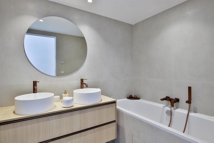 Image No.14-2 Bed Apartment for sale