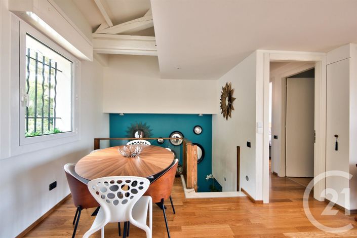 Image No.5-3 Bed Apartment for sale