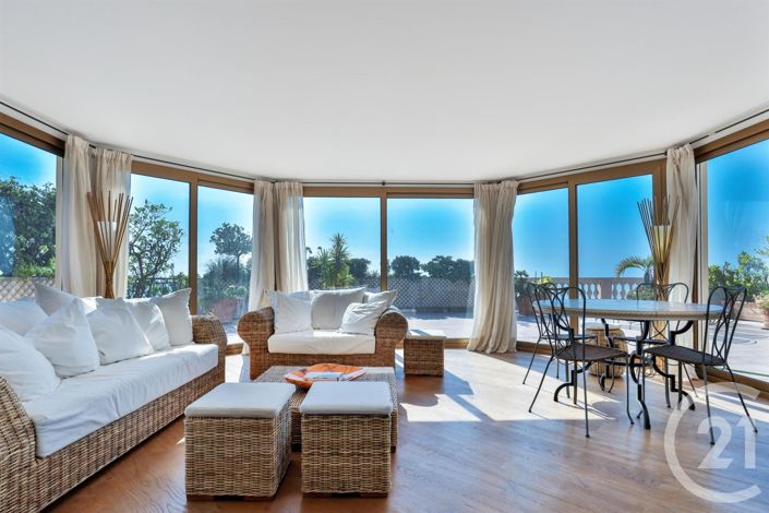 Image No.9-5 Bed Apartment for sale