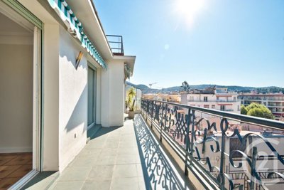 Appartement de 2 chambres à vendre à Nice
