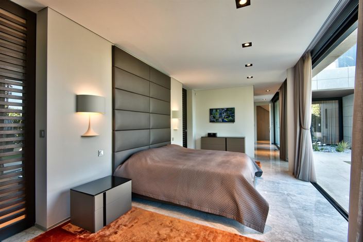 Image No.17-4 Bed House for sale