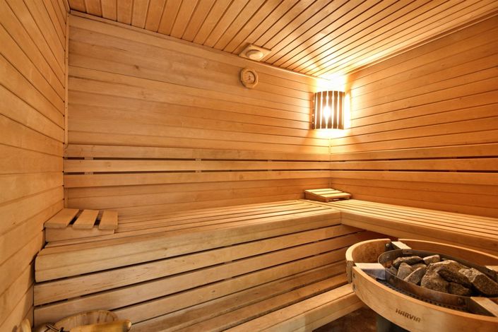 Image No.19-4 Bed House for sale