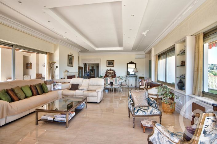 Image No.10-4 Bed Apartment for sale