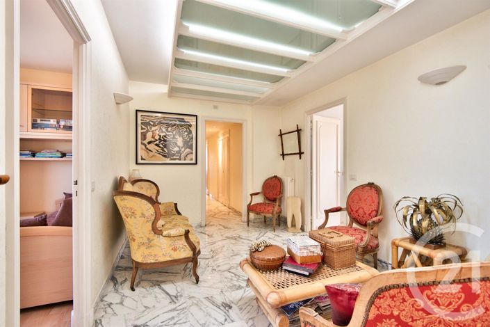 Image No.17-4 Bed Apartment for sale