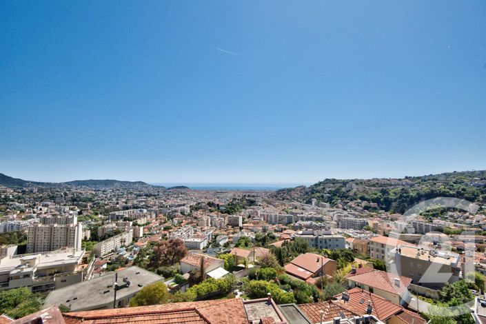 Image No.29-4 Bed Apartment for sale