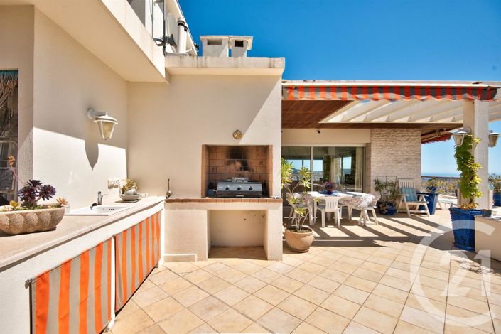 Image No.4-4 Bed Apartment for sale