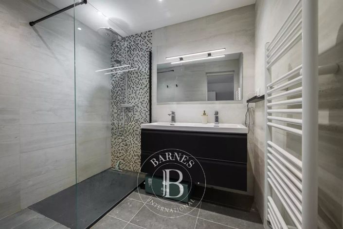 Image No.8-Appartement de 2 chambres à vendre à Nice