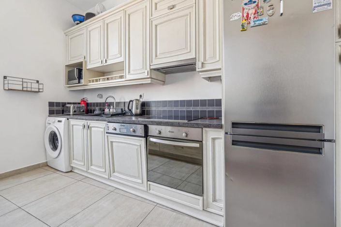 Image No.11-2 Bed Apartment for sale